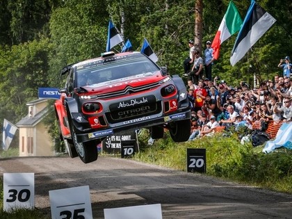 Somijas WRC rallijs paliek bez sportistu un skatītāju iecienītākā posma (VIDEO)