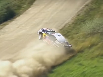 Gada moments autosportā uzvar somu sportista iespaidīgā izglābšanās (VIDEO)