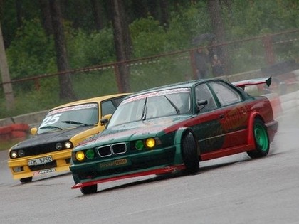Latvijas labākie drifteri sestdien dosies uz Daugavpili