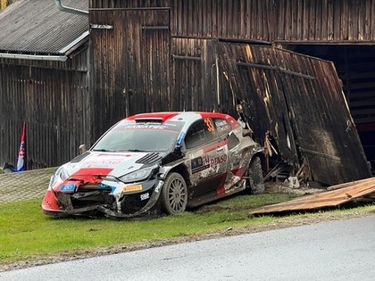 Evans cīņā par WRC čempiontitulu piedzīvo avāriju (VIDEO)