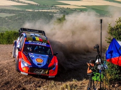 Noivils un Katsuta ātrākie Grieķijas WRC treniņos, Seskam 10.vieta