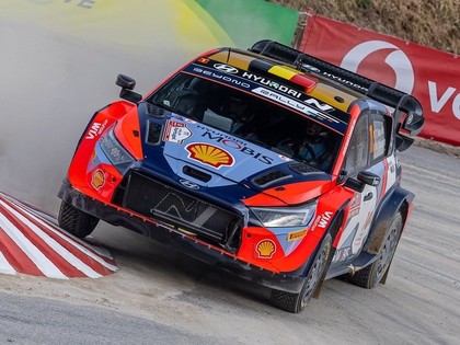 Noivils ātrākais Portugāles WRC atklāšanas posmā, sportisti organizatoriem velta kritiku