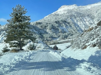 Grjazins sezonu noslēgs ar ralliju Francijā, kuru skāris pamatīgs sniegs (FOTO)