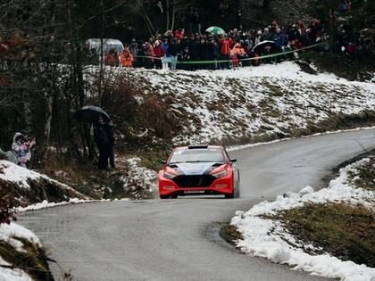 'Hyundai' piloti Montekarlo WRC rallijam sāk gatavoties ar Rally2 mašīnu
