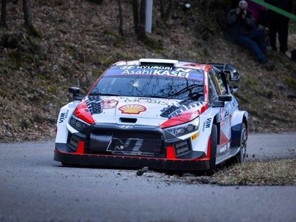 Tanaks 'Hyundai' komandā atgriežas ar ātrāko laiku Montekarlo WRC treniņos