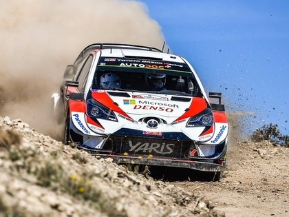 Tanaks un 'Toyota' dominē Portugāles WRC rallija pirmajā dienā