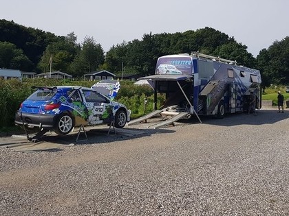 Latviešu autokrosa un rallijkrosa braucēji gatavi cīņām Čehijā un Dānijā