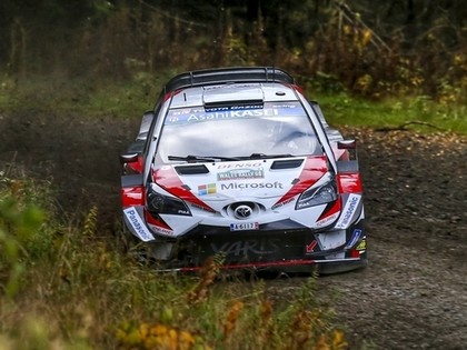 Pēc Velsas WRC rallija pirmās dienas līderis Tanaks, Rovanpera lido WRC2 klasē