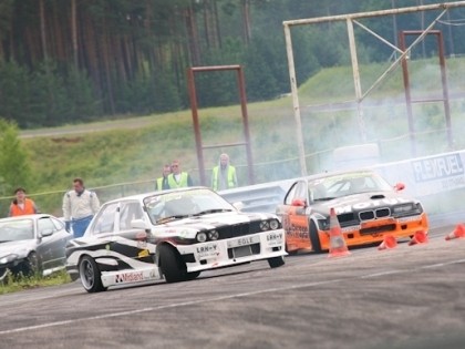 Latviešu drifteri sestdien dodas uz EEDC uzvarēt