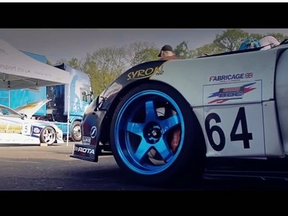 Iespējams, labākais drifta video pasaulē (VIDEO)