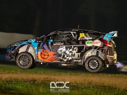 Nakts rallijkross - spožākie autosporta sezonas izskaņas svētki Biķerniekos