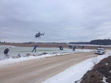 Līdzjutēju foto un video: Rallijs un helikopters 