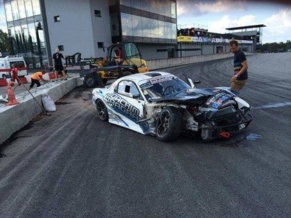 Drift Allstars Igaunijas treniņā vairākas smagas avārijas, uz starta arī ASV zvaigzne (FOTO)