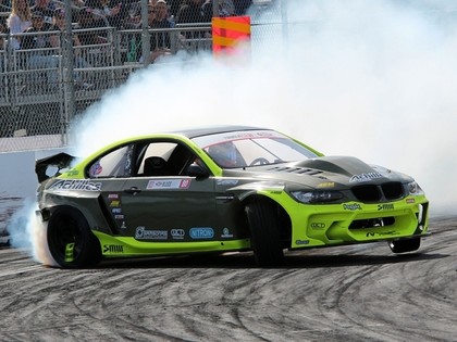 Blušs 'Formula Drift' pirmā posma kvalifikācijā izcīna 12.vietu (VIDEO)