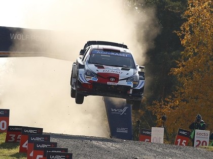 Evans izcīna pirmo uzvaru Somijas WRC