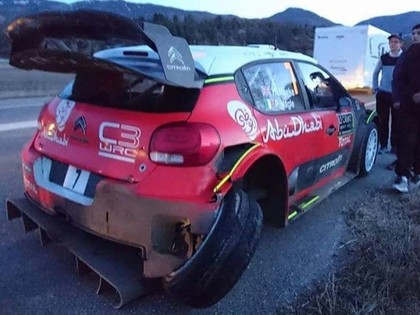 Mīkem pēc avārijas uz koplietošanas ceļa Montekarlo rallijs ir beidzies (FOTO)