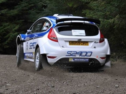 Ford Fiesta R5 piedzīvo debiju (VIDEO)