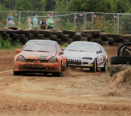 Rallijkrosa sacensībās Jelgavā skatītāju iemīļotajā Lada RX klasē uzvar Baldiņš