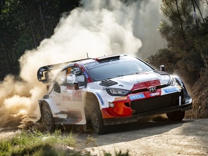Portugāles WRC treniņos ātrākais Evans