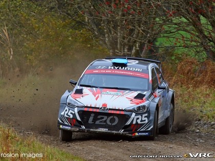 Francijas rallijā gandrīz 200 ekipāžu konkurencē uzvar Abrings ar 'Hyundai i20 R5'