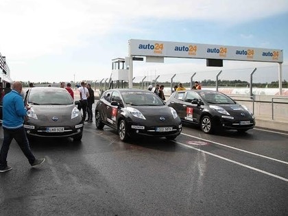 Elektroauto 12 stundu maratonā uzvar latviešu komanda