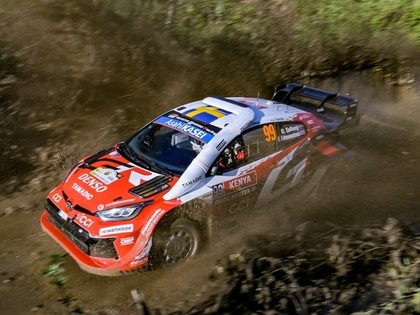 Pēc Kenijas WRC otrās dienas Ožjē noķer Solbergu, igaunis Virves līderis WRC2