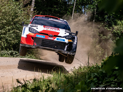 Trešo gadu pēc kārtas par Igaunijas WRC posma uzvarētāju kļūst Rovanpera