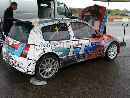 Latvijas autokrosa dāmas maina klases
