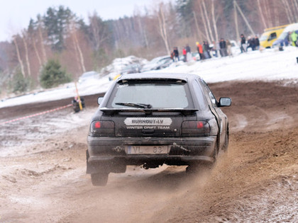 Subaru stāsts: Mamma gandrīz izsauc policiju, lai apturētu dēlu