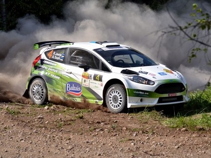 "Rally Talsi" pēc aizraujošas dienas vadībā igaunis Jētss (FOTO)