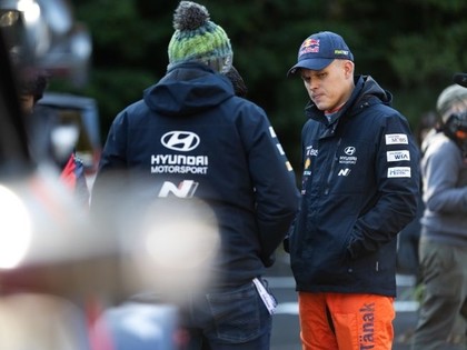 Hyundai vadītājs: Nezinu, kas Tanakam vajadzīgs; es vēl meklēju atbildi uz šo mīklu