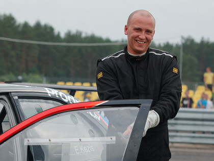 Sezonas pārsteigums Latvijas driftā - Elvijs Ķezis ar MG Rover