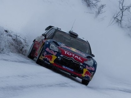 Latvala testu laikā gandrīz piedzīvo avāriju (VIDEO)
