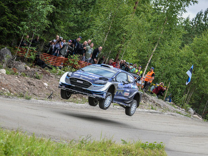 Tanaks Neste Rally Finland sāk ar uzvaru pirmajā ātrumposmā