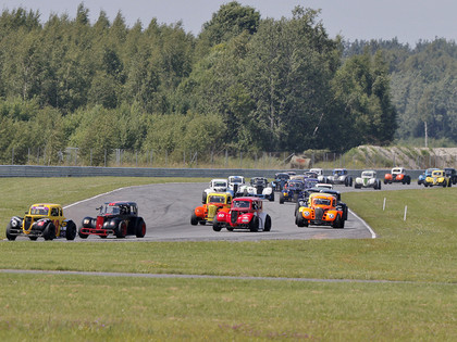 Biķerniekos notiks līdz šim vērienīgākās Legend Car sacīkstes ar pasaules līmeņa braucējiem