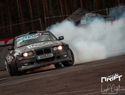 14 gadīgais drifteris Bertāns kopā ar Bloku un citām zvaigznēm startēs Gymkhana grid