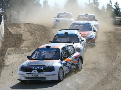Eiropas rallijkrosa cīņas šonedēļ turpināsies Norvēģijā (VIDEO)