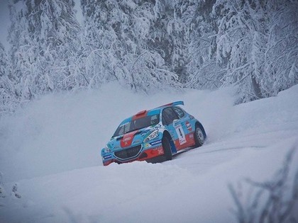 Pirms Lapzemes rallija starta organizatori cīnās ar sniegu