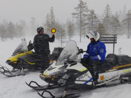 Policija lietos dronus un sniega motociklus, lai nepieļautu fanu klātbūtni Lapzemes WRC 