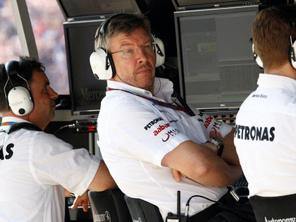 Leģendārais Brauns atkāpjas no Mercedes F1 komandas vadītāja amata
