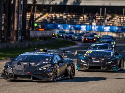 Dramatiskā Lamborghini titānu cīņā uzvaru 'WashCar Riga Summer Race' izrauj latvieši