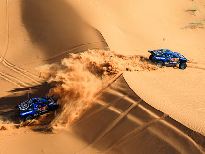 Ekstroms uzvar septītajā posmā un ķer kopvērtējuma līderi Al-Atiju