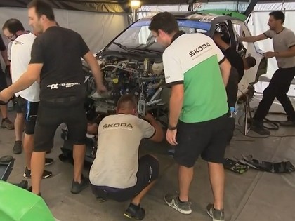 Toksport komandas mehāniķi Grieķijas WRC 46 minūtēs paveic brīnumu (VIDEO)