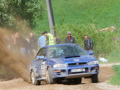 Tautas rallijs iesākas ar ātru un atraktīvu pirmo posmu
