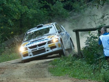 Ukraiņi "uzsauc" ralliju un gaida ciemos latviešus