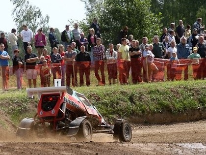 Strauji tuvojas Baltijas čempionāts autokrosā 