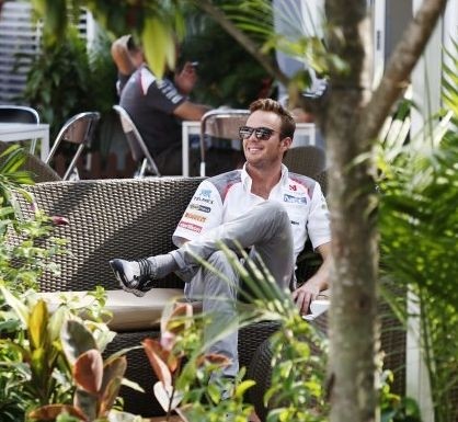 F1 'Sauber' vienojas par mierizlīgumu - Gido van der Garde saņems 15 miljonus eiro