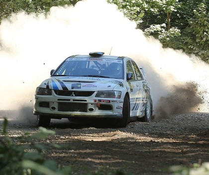  Tallinas rallijā uzvar Kaurs, Grjazinam un Volveram avārijas (VIDEO)
