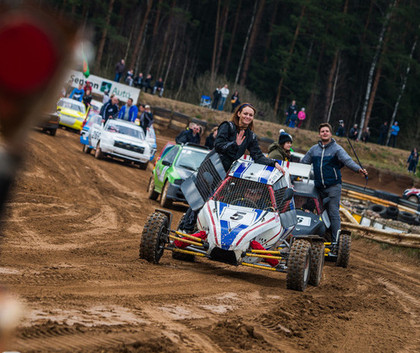  Latvijas un Baltijas autokrosa čempionāta 1.posmam piesakās kupls dalībnieku sastāvs