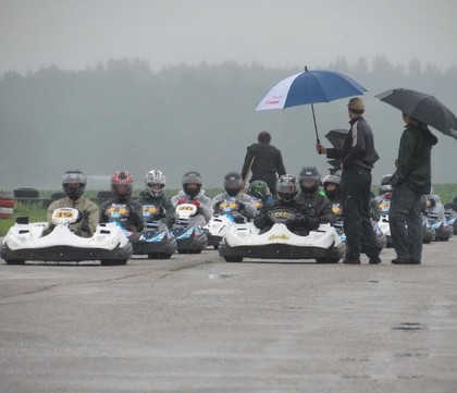 Amatieru kartinga kustība Openkart atzīmē septīto gadskārtu (VIDEO)